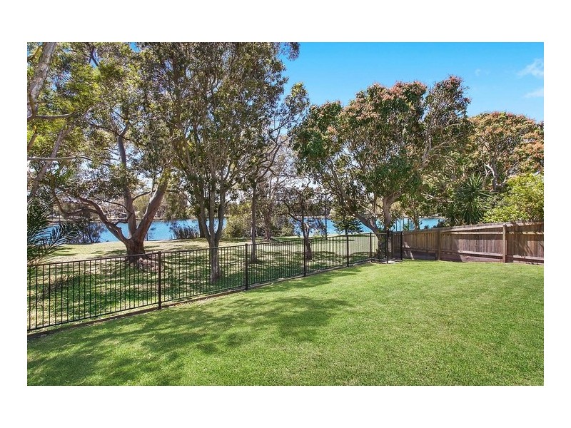 45 Tahiti Avenue, Palm Beach QLD 4221