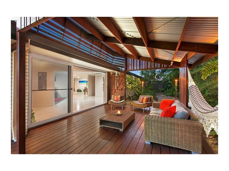 14 Tingira Street, Palm Beach QLD 4221