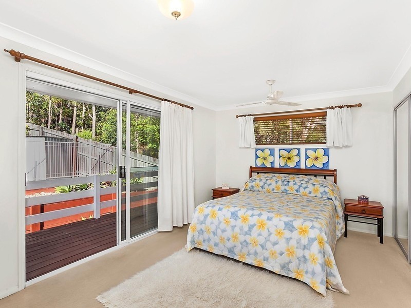 6 Abele Court, Elanora QLD 4221