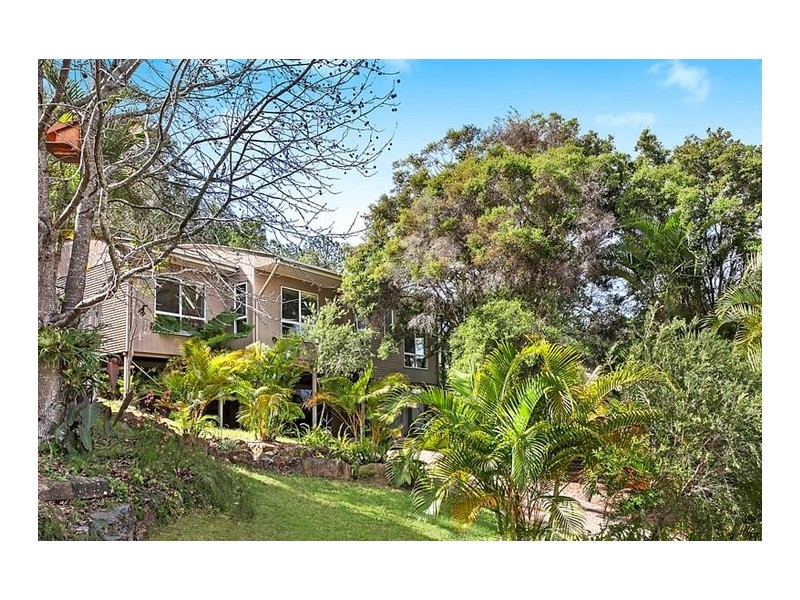 11 Heartwood Avenue, Elanora QLD 4221