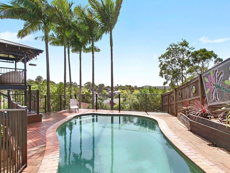 8 Bolgart Court, Elanora QLD 4221