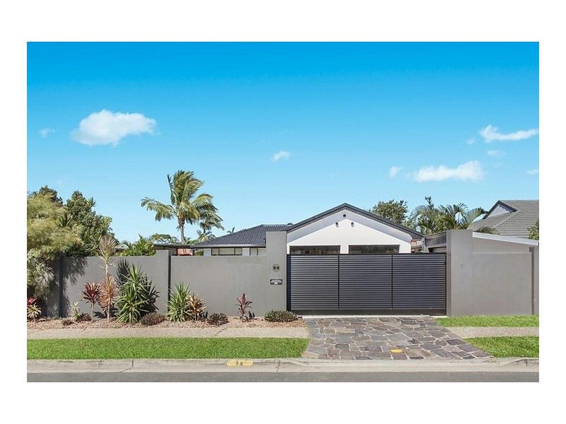 94 Nineteenth Avenue, Palm Beach QLD 4221