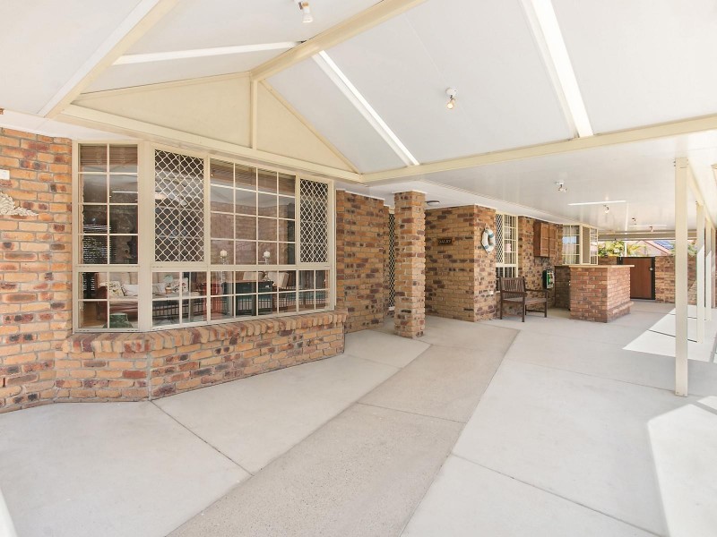 2 Blackbean Court, Elanora QLD 4221