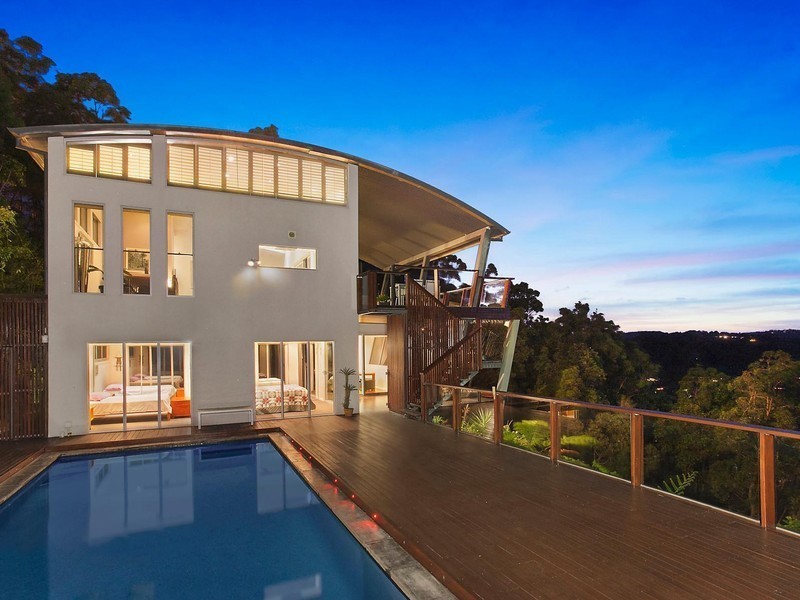 257 Simpsons Road, Elanora QLD 4221