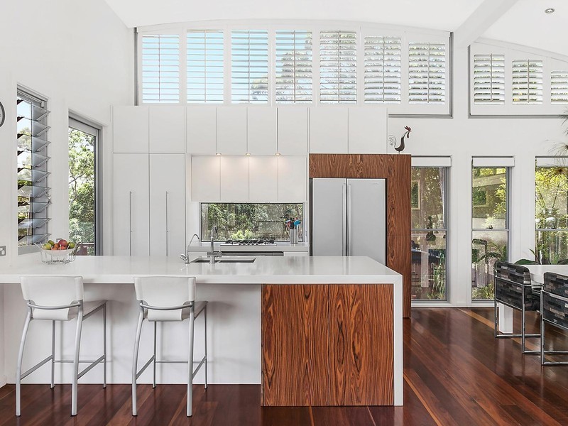 257 Simpsons Road, Elanora QLD 4221