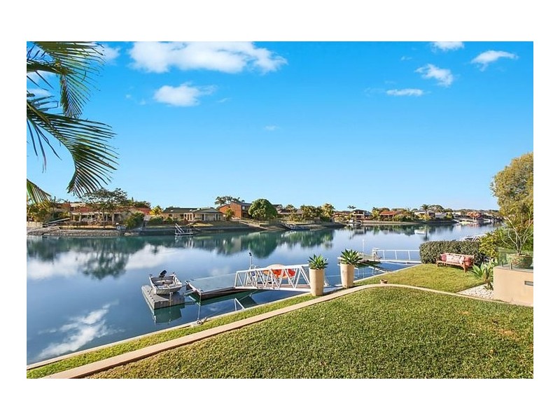 122 Tallebudgera Drive, Palm Beach QLD 4221