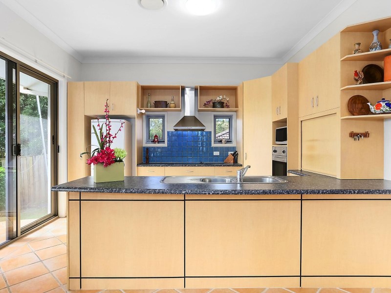 30 Tipuana Drive, Elanora QLD 4221