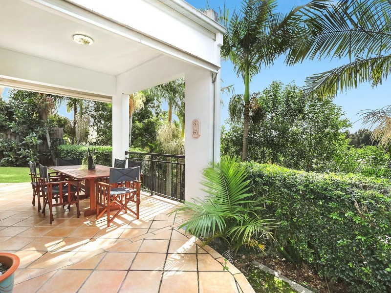 30 Tipuana Drive, Elanora QLD 4221