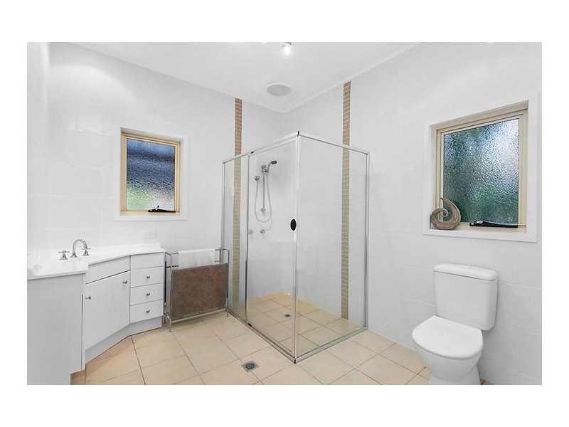 27 Amboina Avenue, Palm Beach QLD 4221