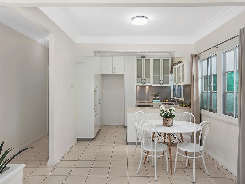 12 First Avenue, Palm Beach QLD 4221