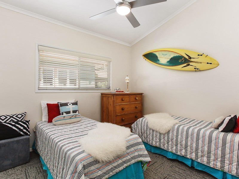 10 First Avenue, Palm Beach QLD 4221