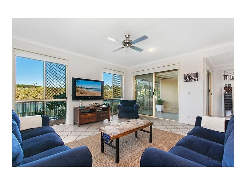 36 Lancelin Drive, Mermaid Waters QLD 4218