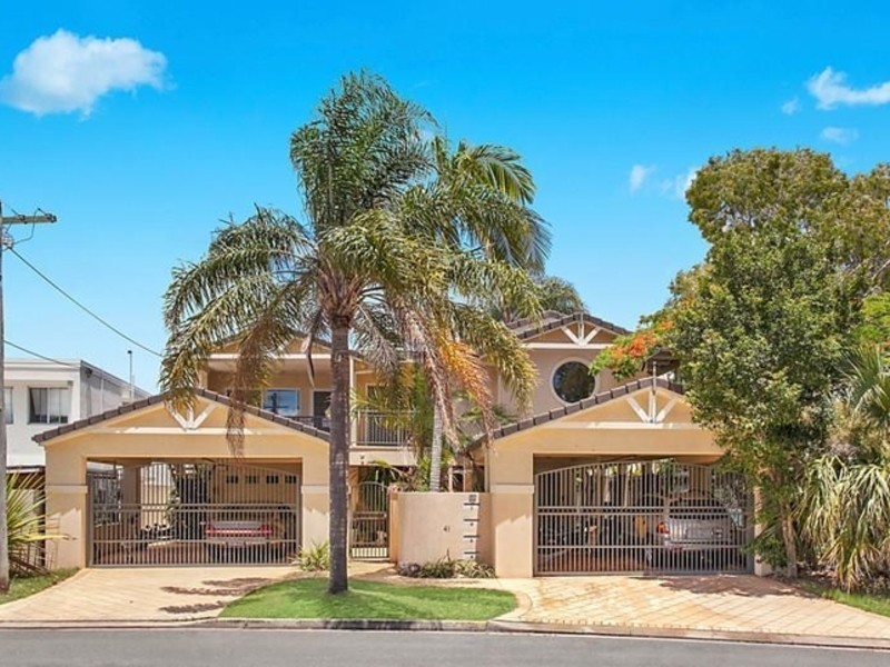 2/41 Murlong Crescent, Palm Beach QLD 4221