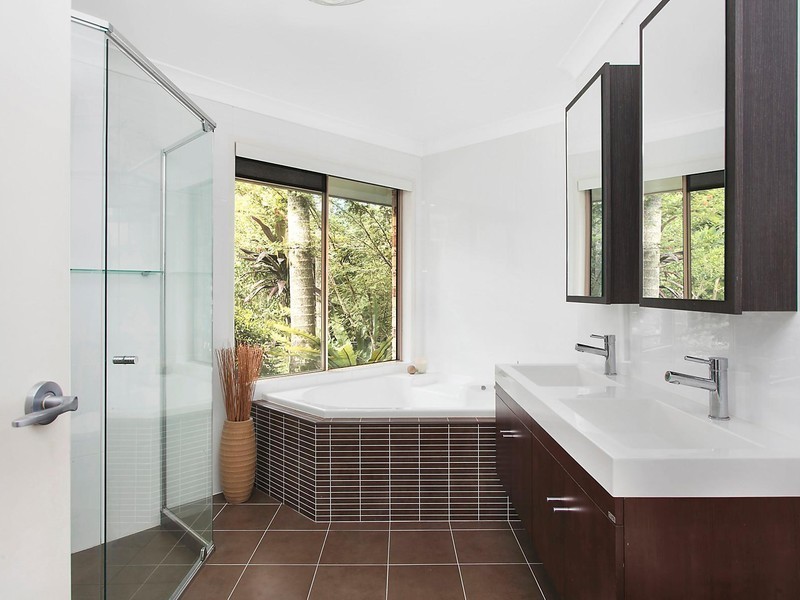 24-26 Wisteria Court, Tallebudgera Valley QLD 4228