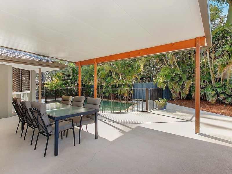 135 Camberwell Circuit, Robina QLD 4226