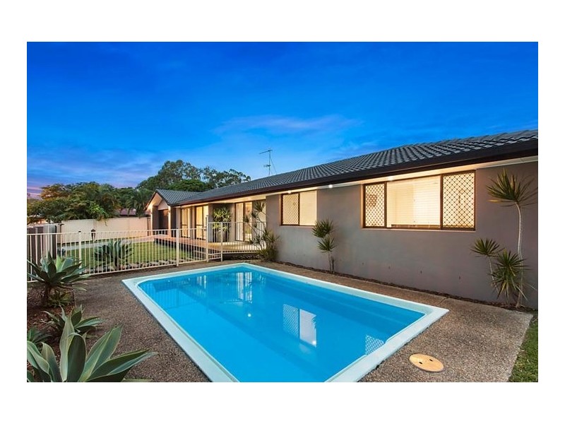 218 Tallebudgera Drive, Palm Beach QLD 4221