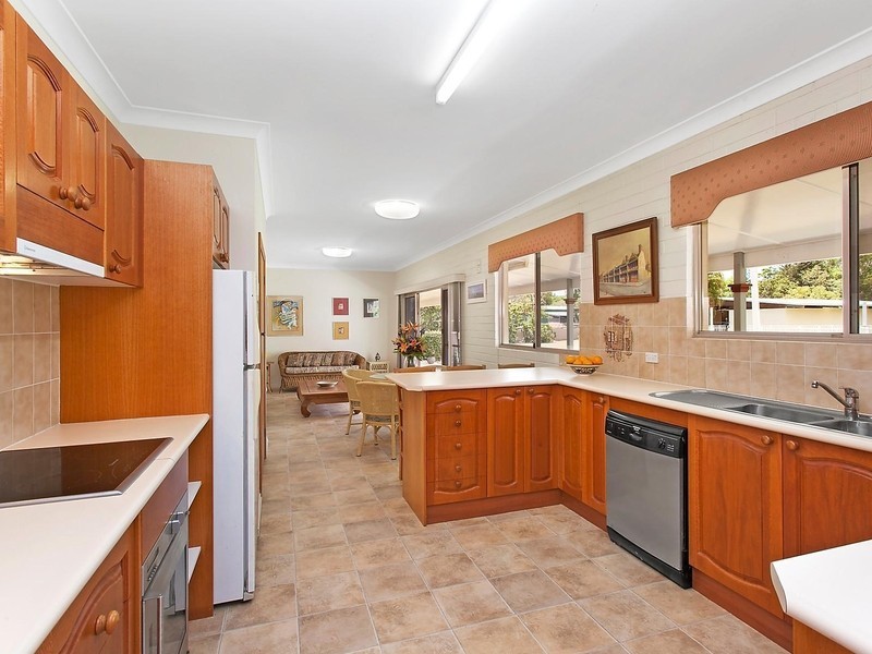 65 Andrews Road, Tallebudgera QLD 4228