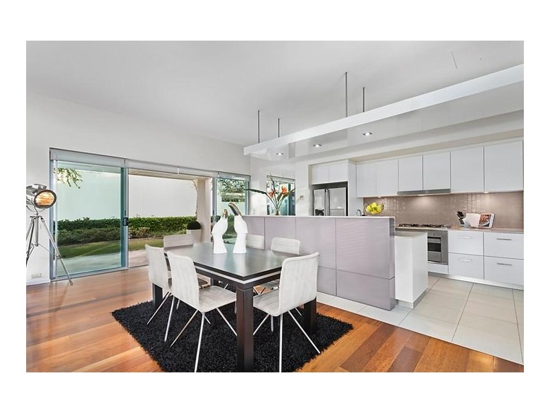 740 Peninsula Drive, Robina QLD 4226
