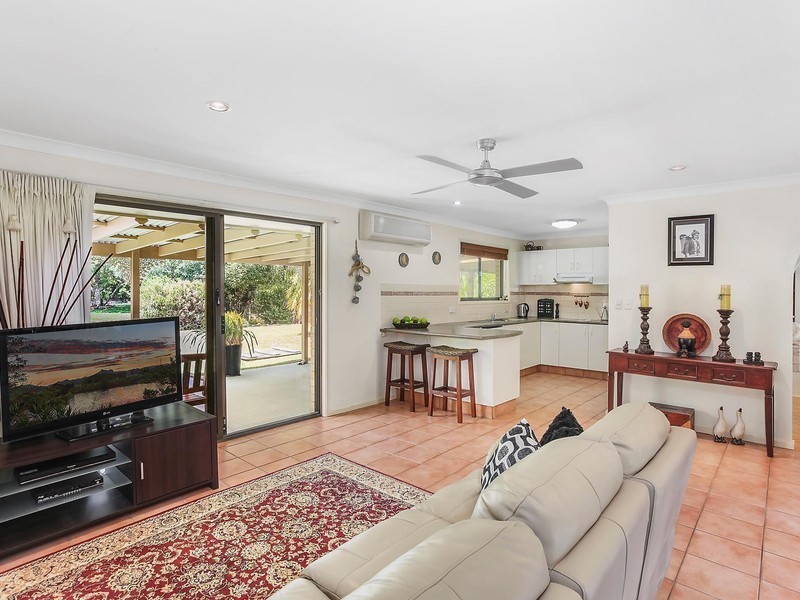 53 Coorabin Court, Tallebudgera QLD 4228