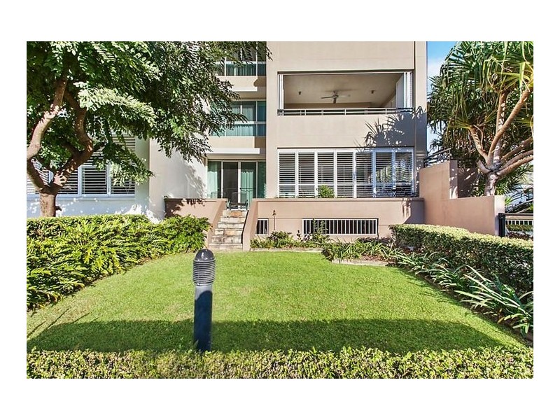 6/901 Medinah Avenue, Robina QLD 4226