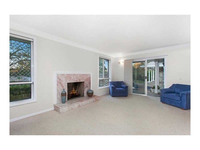 38 Westminster Boulevard, Elanora QLD 4221