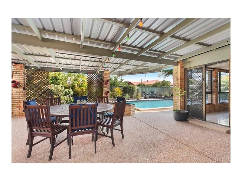 12 Sycamore Place, Palm Beach QLD 4221