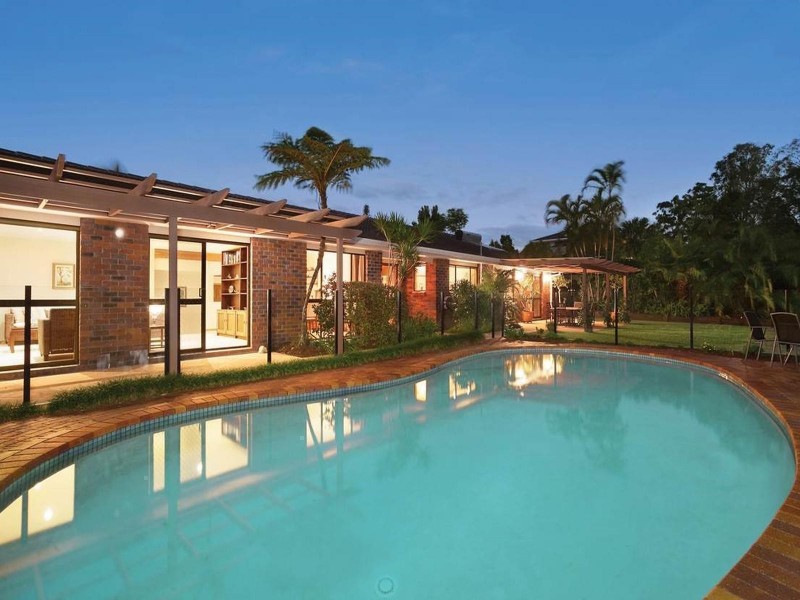 35 Westminster Boulevard, Elanora QLD 4221