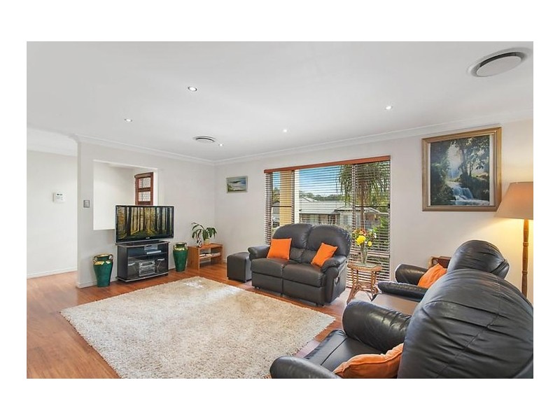 8 Kukulies Court, Currumbin Waters QLD 4223