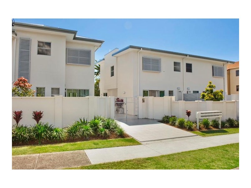 8/41 Dixon Street, Coolangatta QLD 4225