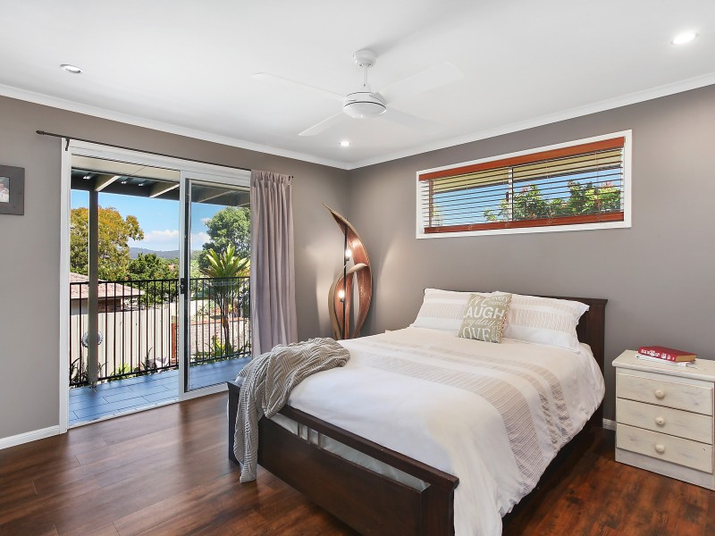 70 Avocado Street, Elanora QLD 4221