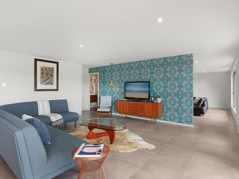 232A Mallawa Drive, Palm Beach QLD 4221