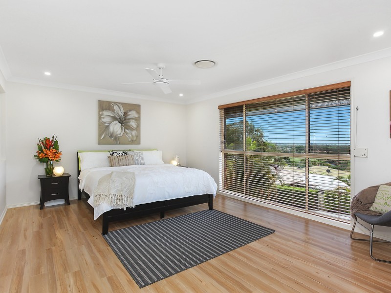 16 Sawtell Drive, Currumbin Waters QLD 4223