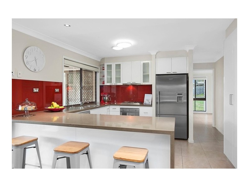 11 San Fernando Drive, Worongary QLD 4213