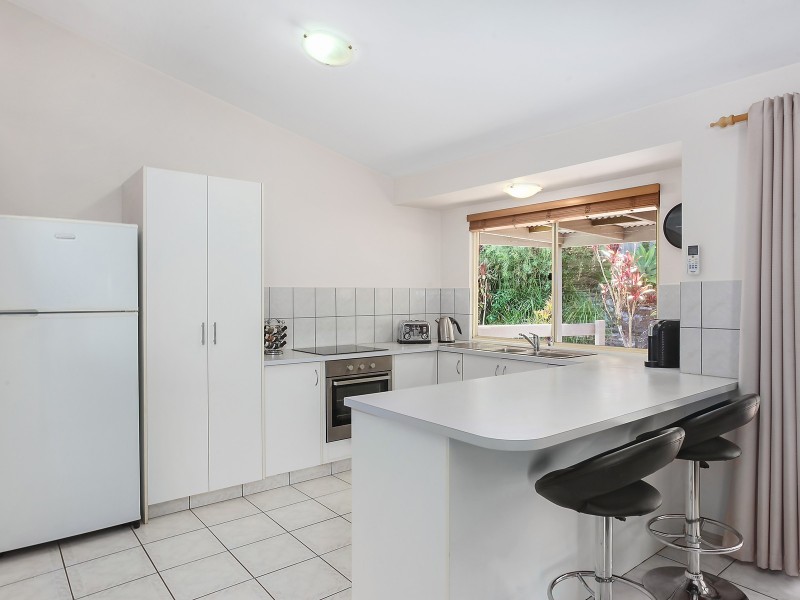 25 Foothill Street, Elanora QLD 4221