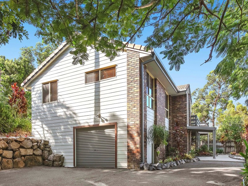 25 Foothill Street, Elanora QLD 4221