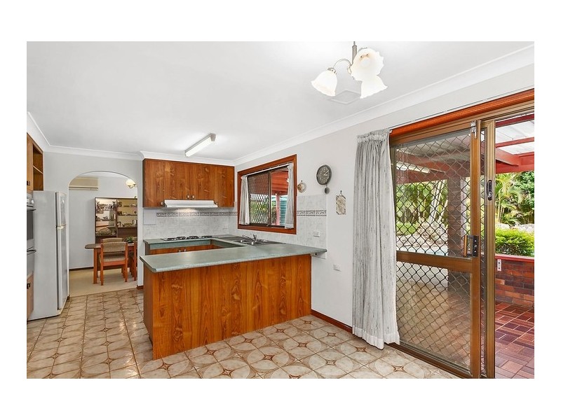 212 Tallebudgera Drive, Palm Beach QLD 4221