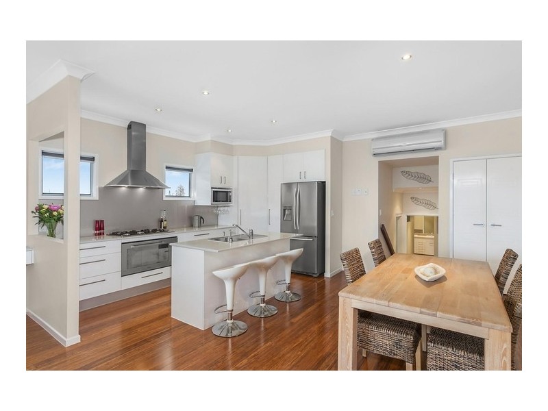 54 Stapylton Street, Coolangatta QLD 4225