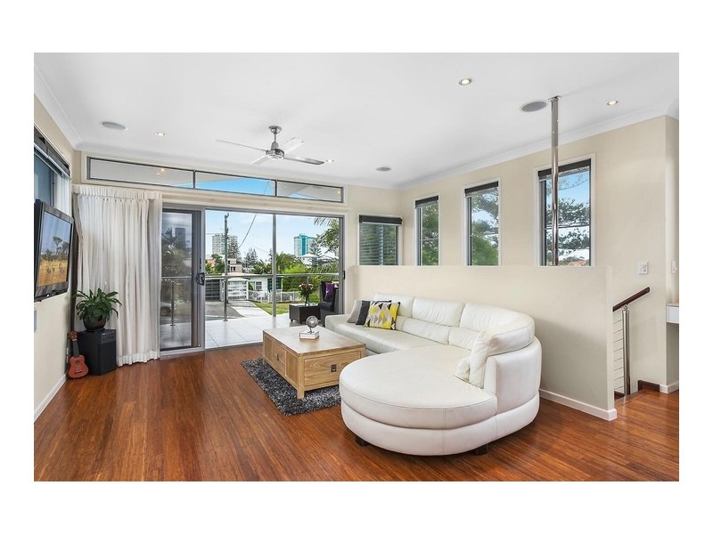 54 Stapylton Street, Coolangatta QLD 4225