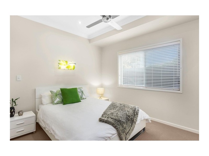 54 Stapylton Street, Coolangatta QLD 4225