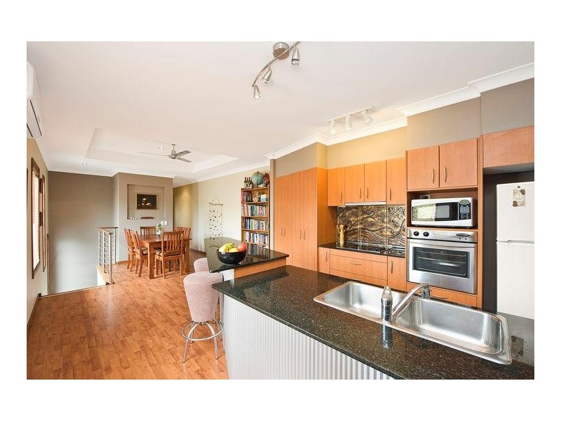 17B Twenty Seventh Avenue, Palm Beach QLD 4221