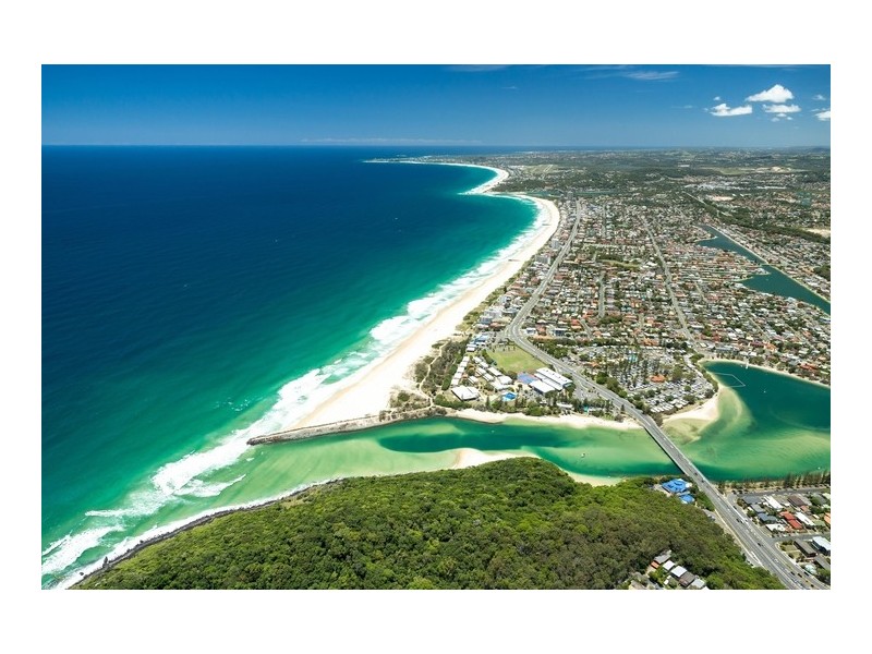 9/5 Tarni Avenue, Palm Beach QLD 4221