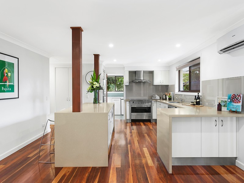 17 Satinwood Place, Palm Beach QLD 4221