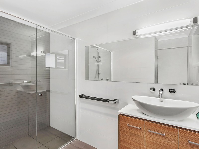 17 Satinwood Place, Palm Beach QLD 4221