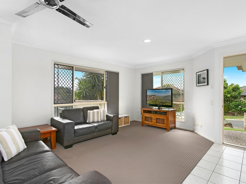 1/4 Janal Place, Currumbin Waters QLD 4223