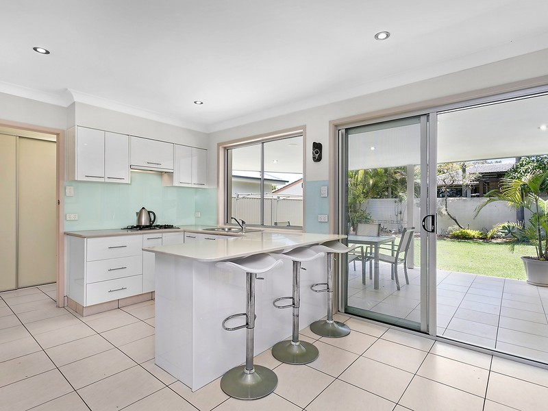 12 Merauke Avenue, Palm Beach QLD 4221