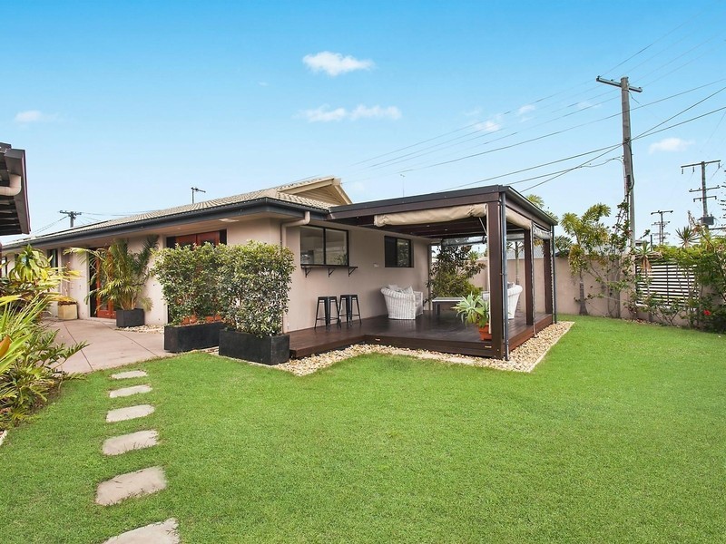 105 Tahiti Avenue, Palm Beach QLD 4221