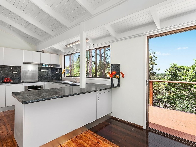 17 Larentia Street, Currumbin Waters QLD 4223