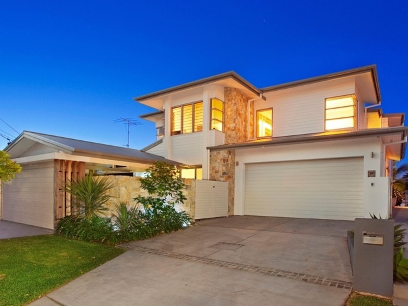 2/19 Barracuda Court, Palm Beach QLD 4221