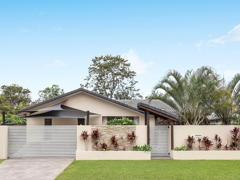 4 Linum Street, Palm Beach QLD 4221