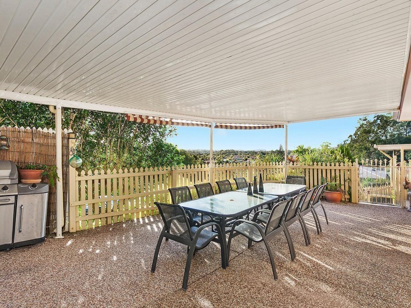 2 Austin Avenue, Currumbin Waters QLD 4223